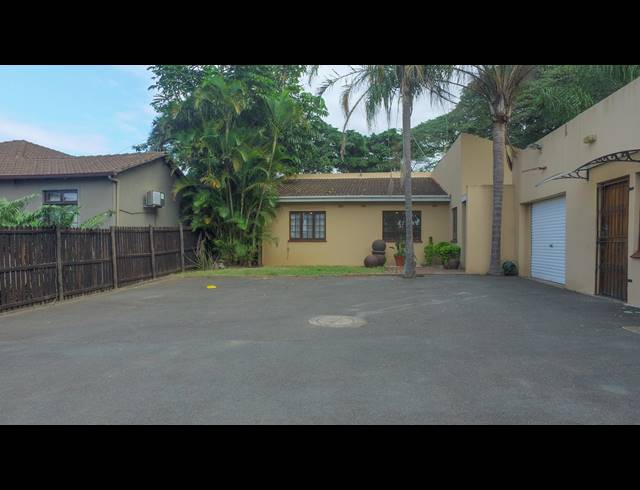 4 BEDROOM FREESTANDING SOLD IN SHERWOOD